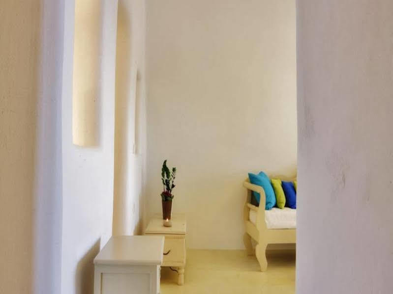 Chroma Suites Ia Exterior foto